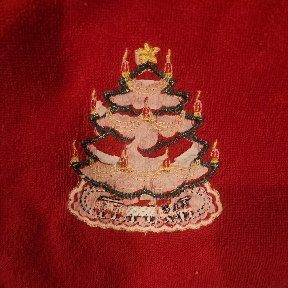 Vintage Towel set Christmas Tree Red Green Embroidered Bath towel set Decorative